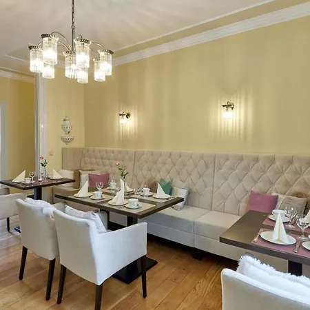 Sankt Maximilian Hotel